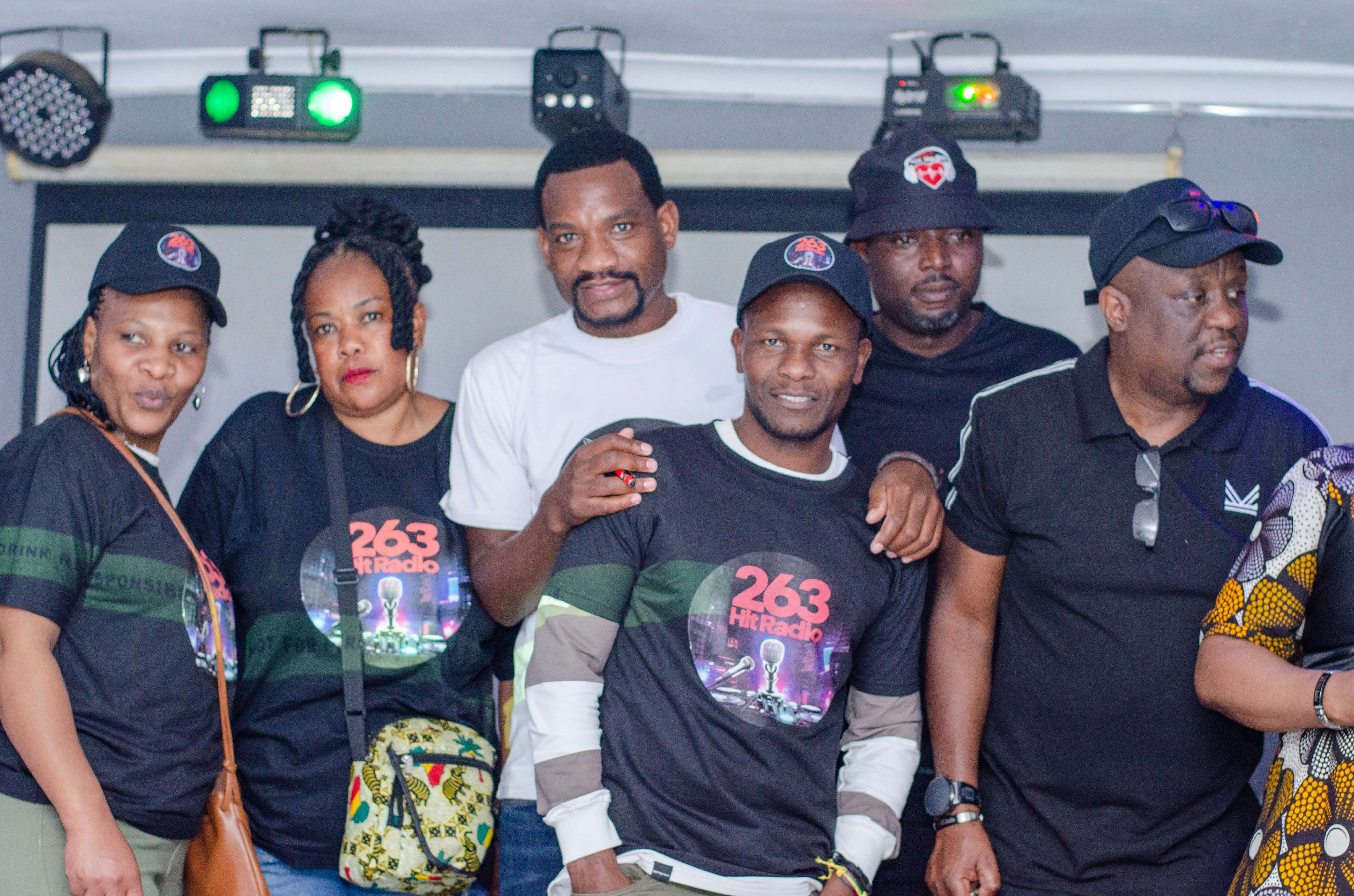 Meet & Mingle Photo 95